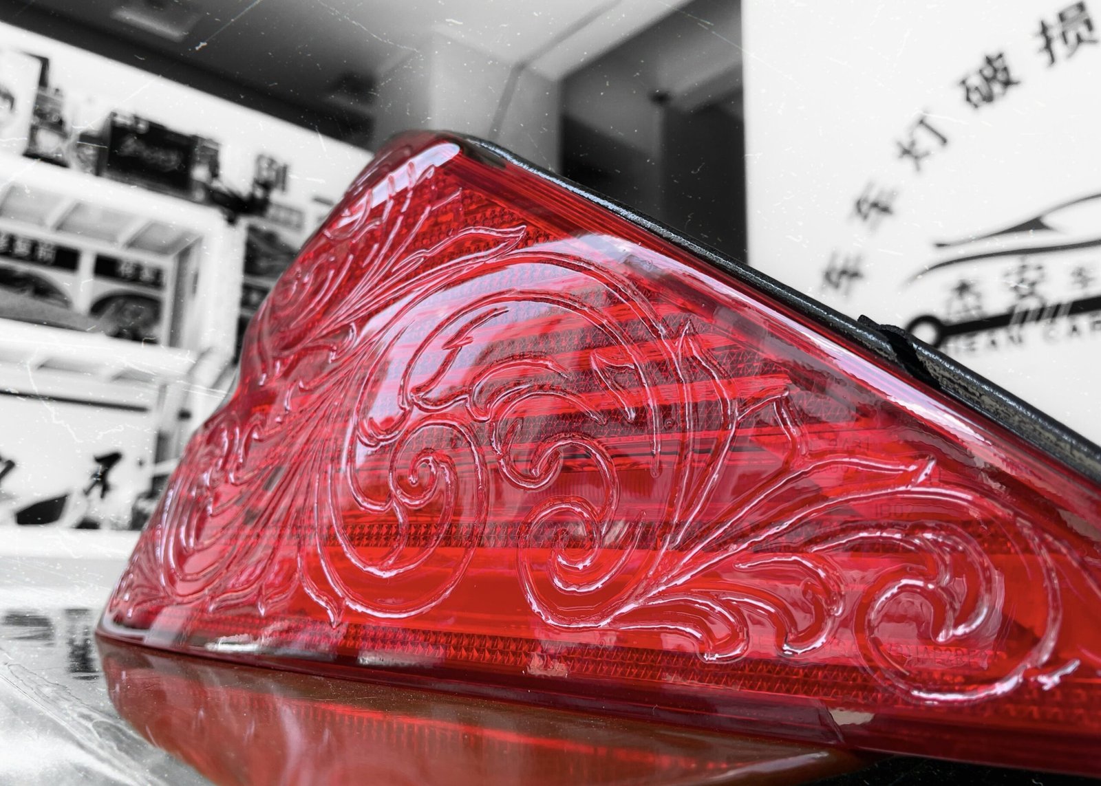 Original Mercedes CLS Taillight Engraving & Factory Part Processing - Image 4