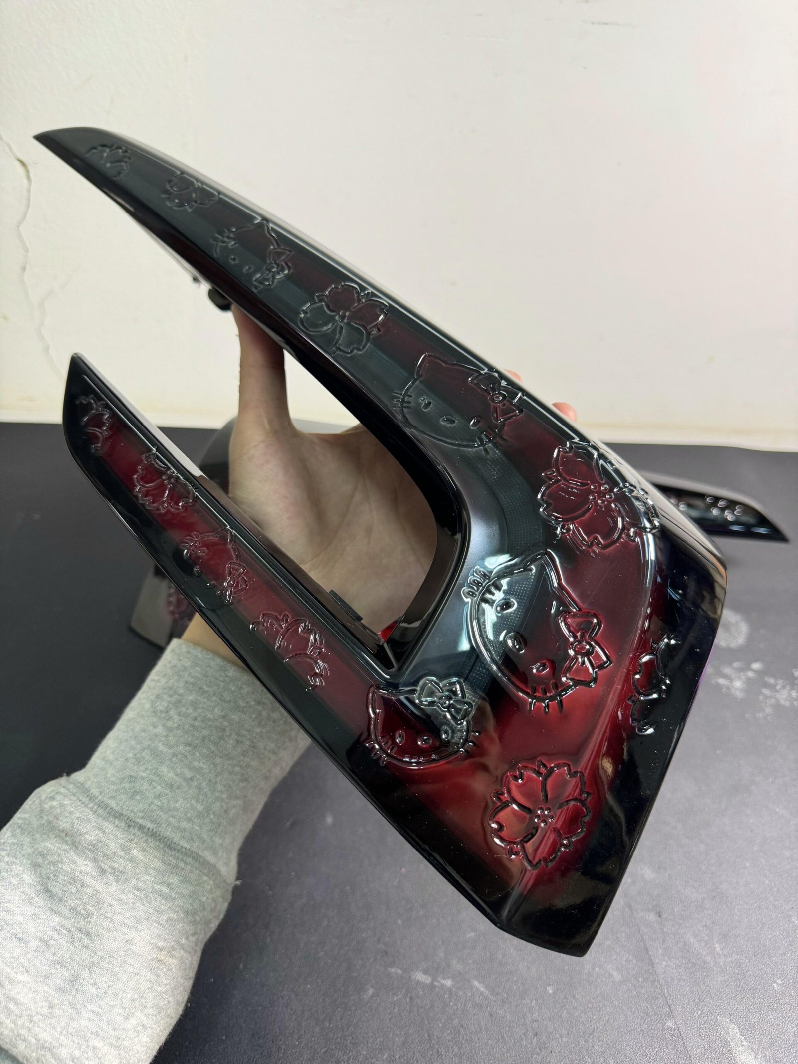 Tesla Model 3 Tail Light Carving Made from Original Factory Parts - Image 6