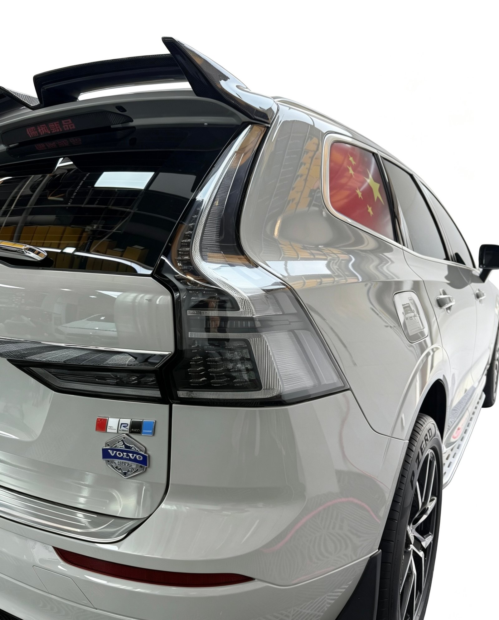Volvo XC60 Black Background Taillight Assembly - Image 2