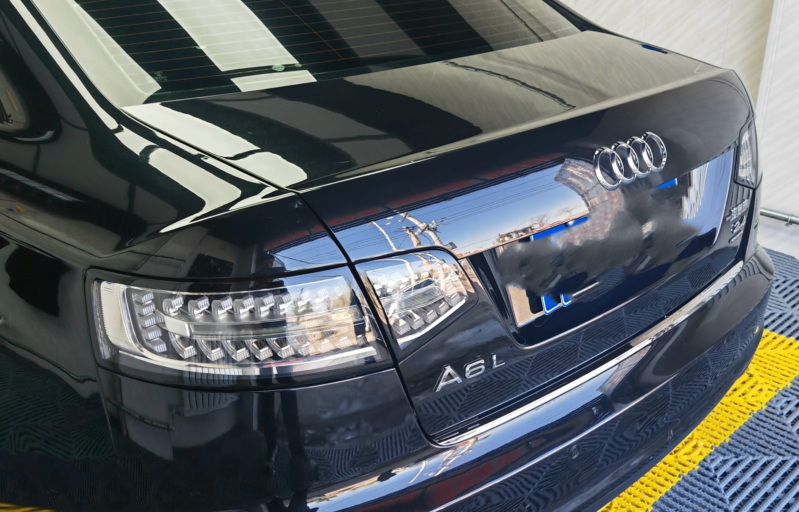 Modified Clear Lens Taillights Kit For Audi A6 C6 - Image 2