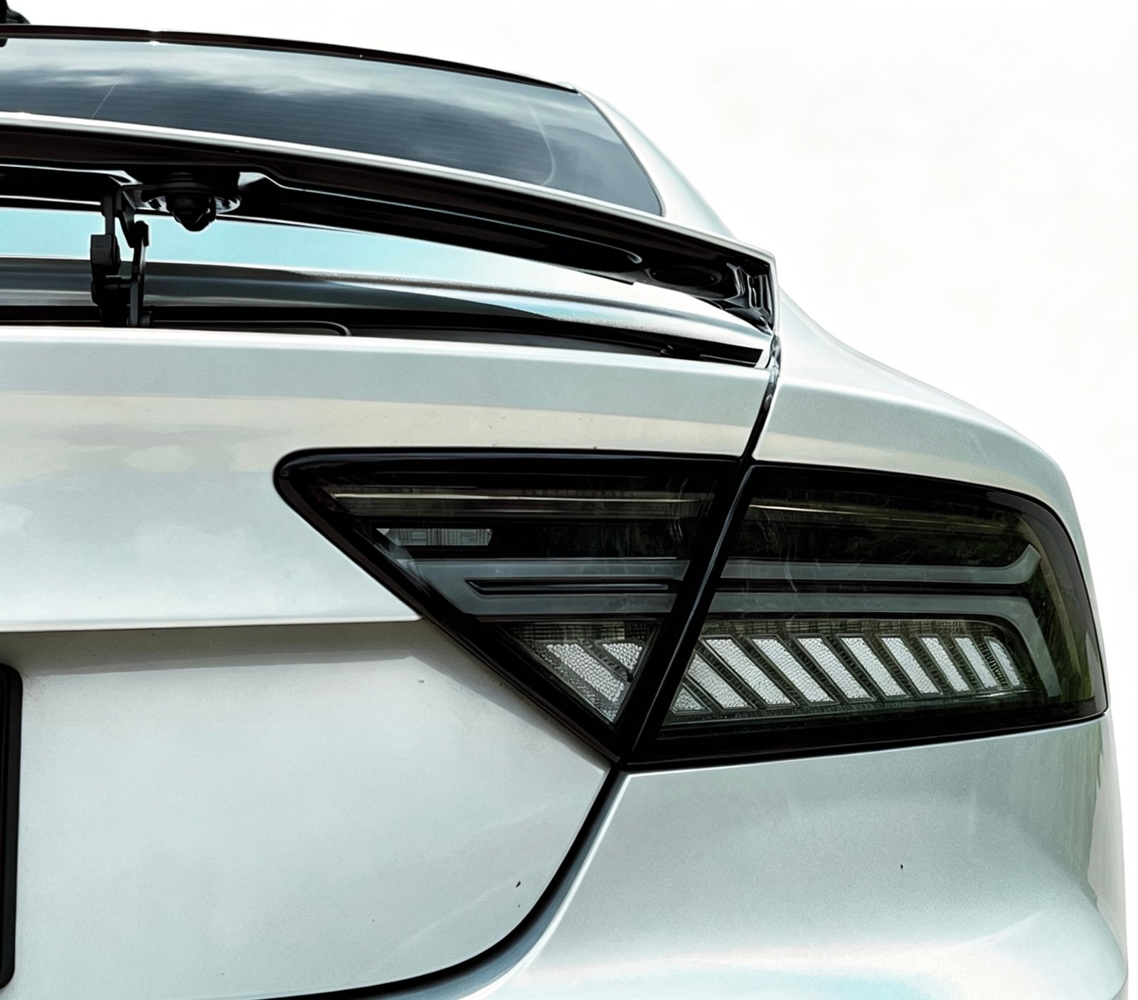 Clear Venom Style LED Taillights Assembly For Audi A7 Upgrade Rear Tail Lamp - Image 3